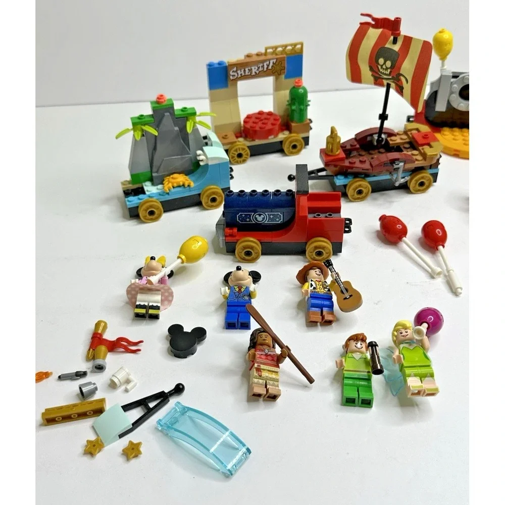 Legos Mickey Minnie Mouse Tinkerbell Peter Pan Woody Moana Train Set 43212
